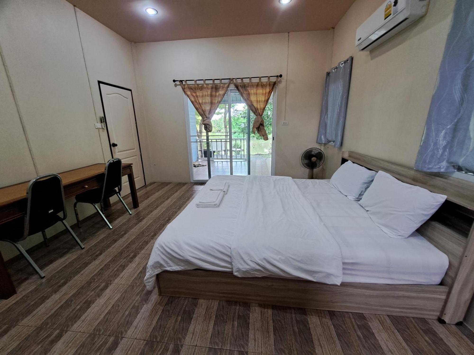 Armthong Resort Nakhonnajok Kültér fotó