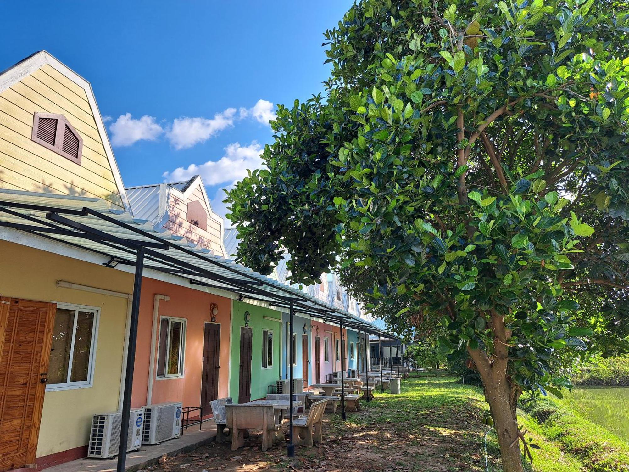 Armthong Resort Nakhonnajok Kültér fotó