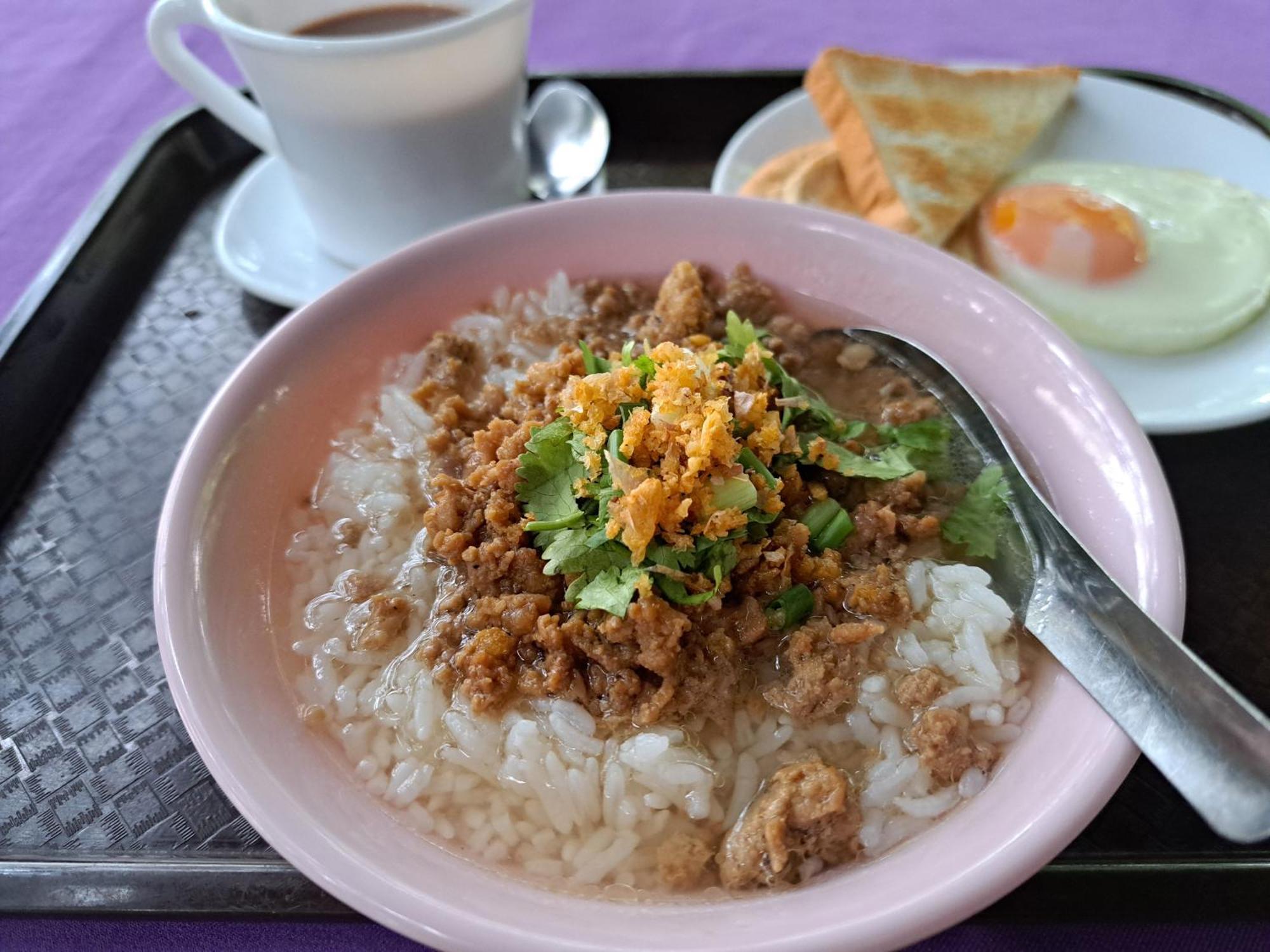 Armthong Resort Nakhonnajok Kültér fotó